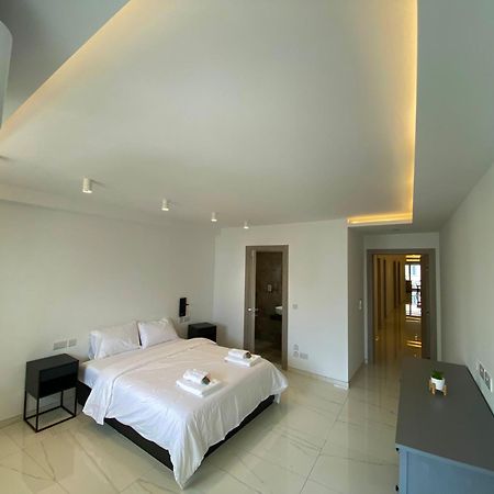 Tigne Sliema Three Bedrooms Apartment 외부 사진