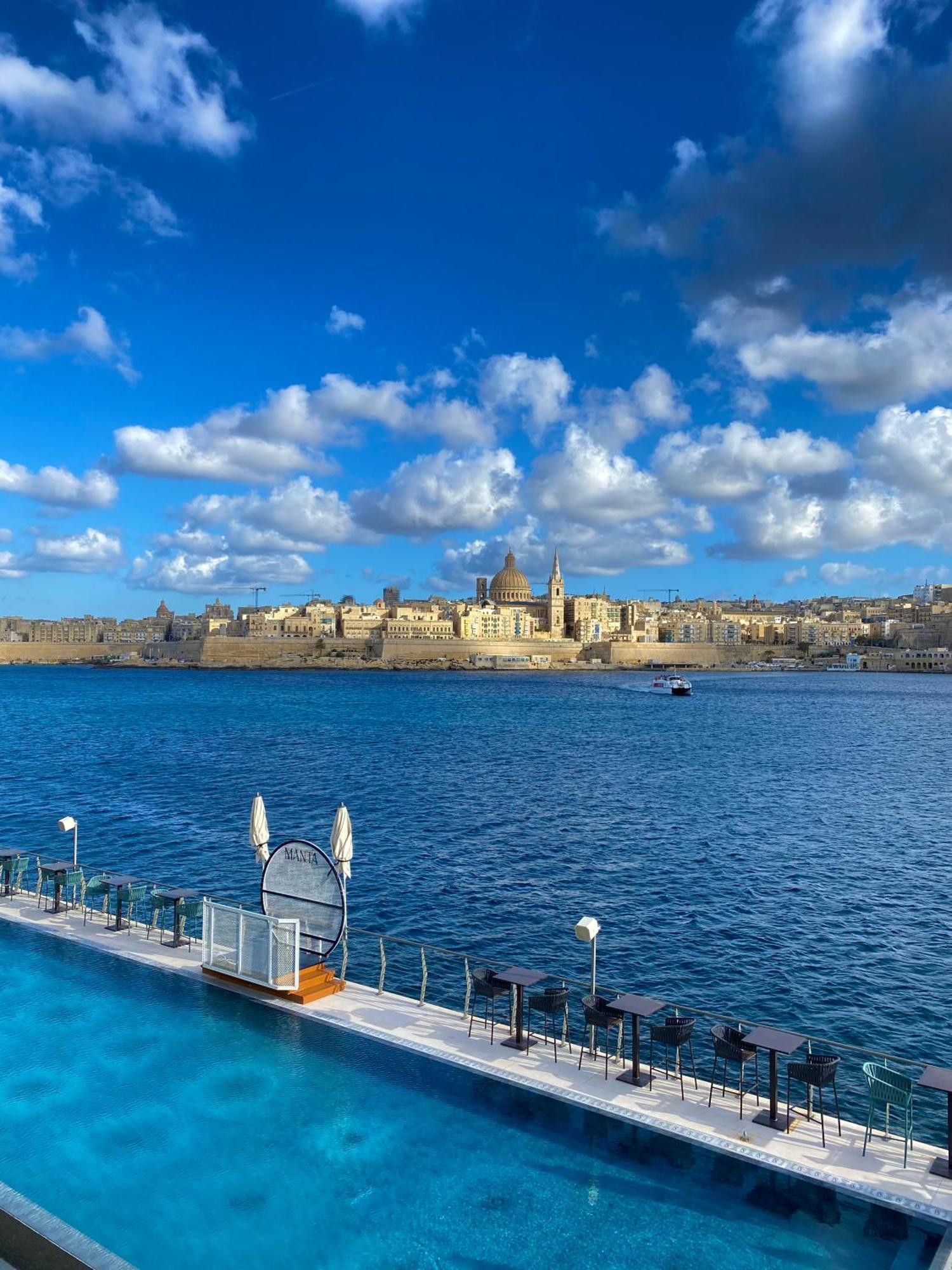 Tigne Sliema Three Bedrooms Apartment 외부 사진