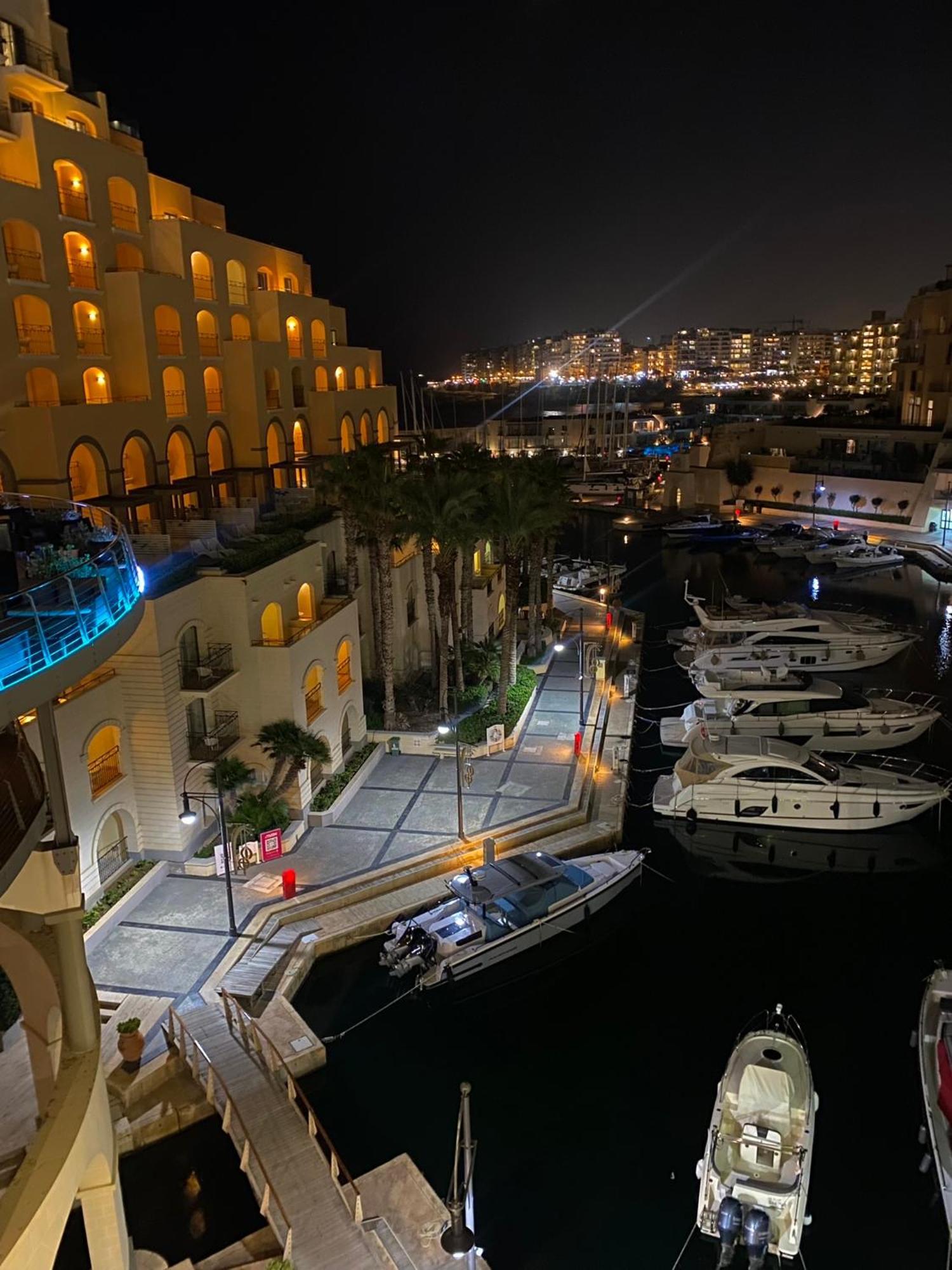 Tigne Sliema Three Bedrooms Apartment 외부 사진