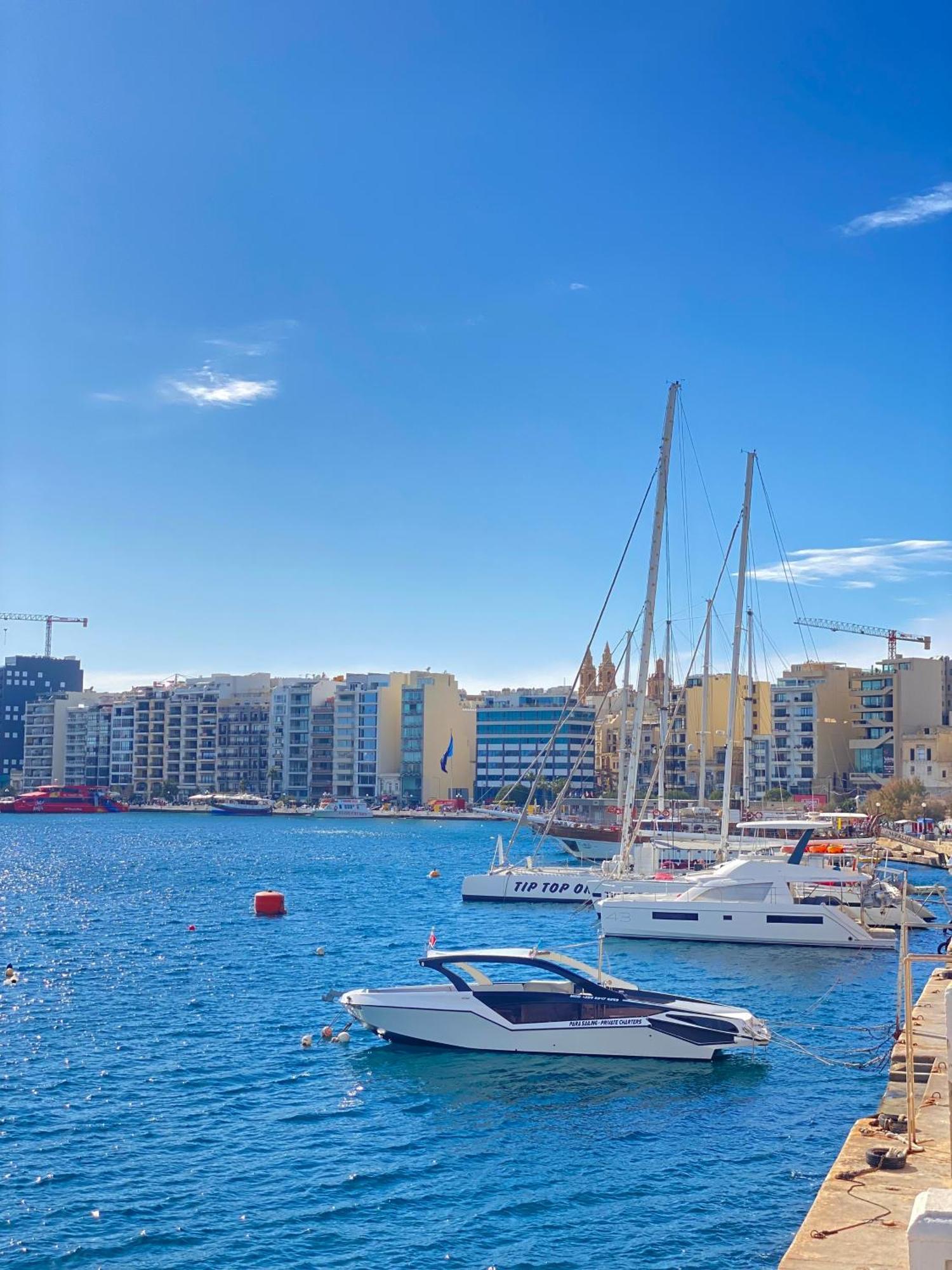 Tigne Sliema Three Bedrooms Apartment 외부 사진