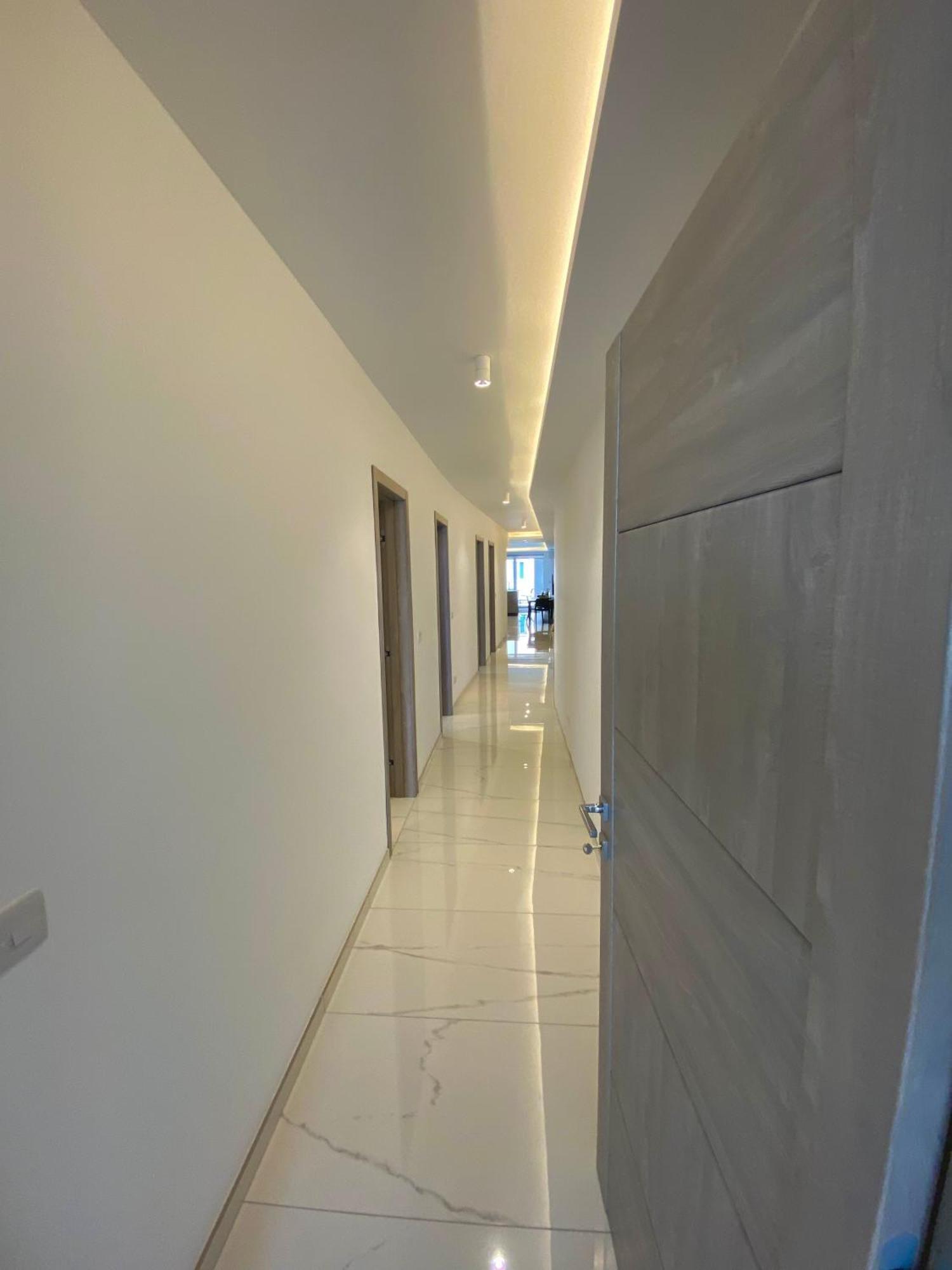 Tigne Sliema Three Bedrooms Apartment 외부 사진