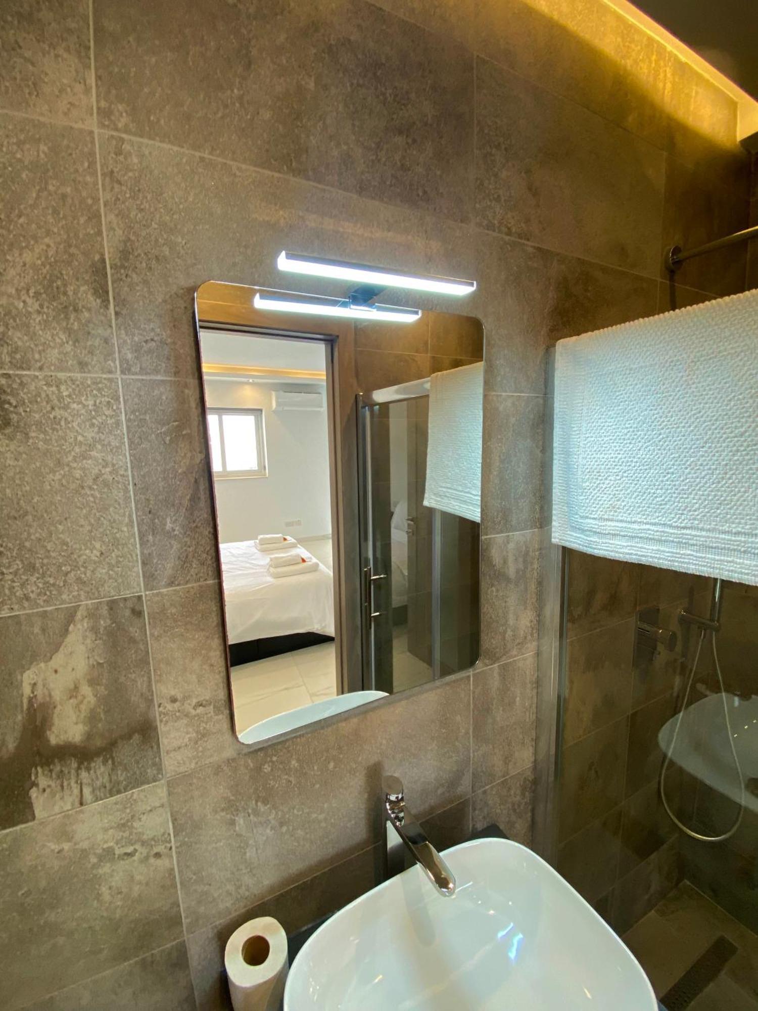 Tigne Sliema Three Bedrooms Apartment 외부 사진