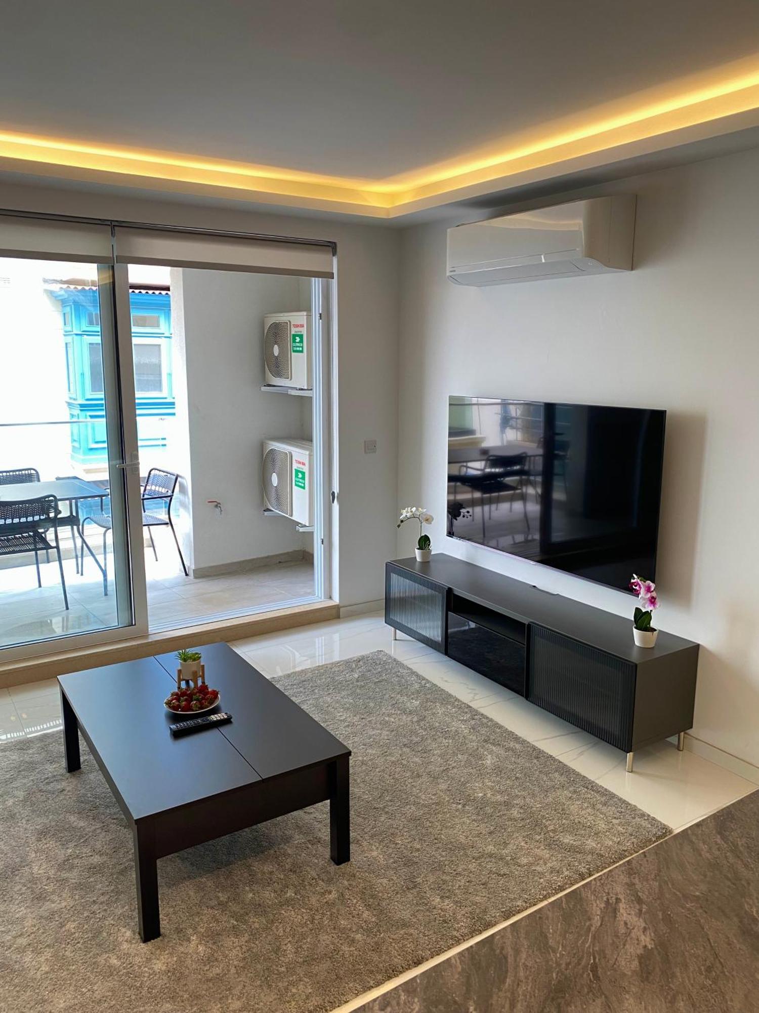 Tigne Sliema Three Bedrooms Apartment 외부 사진