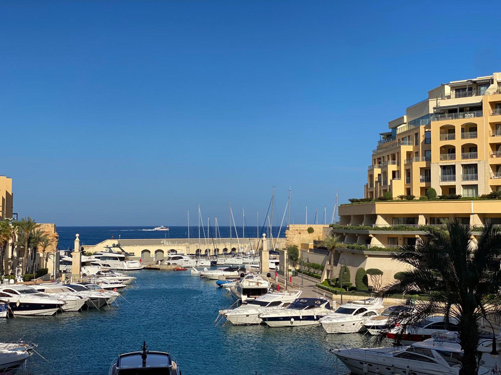 Tigne Sliema Three Bedrooms Apartment 외부 사진