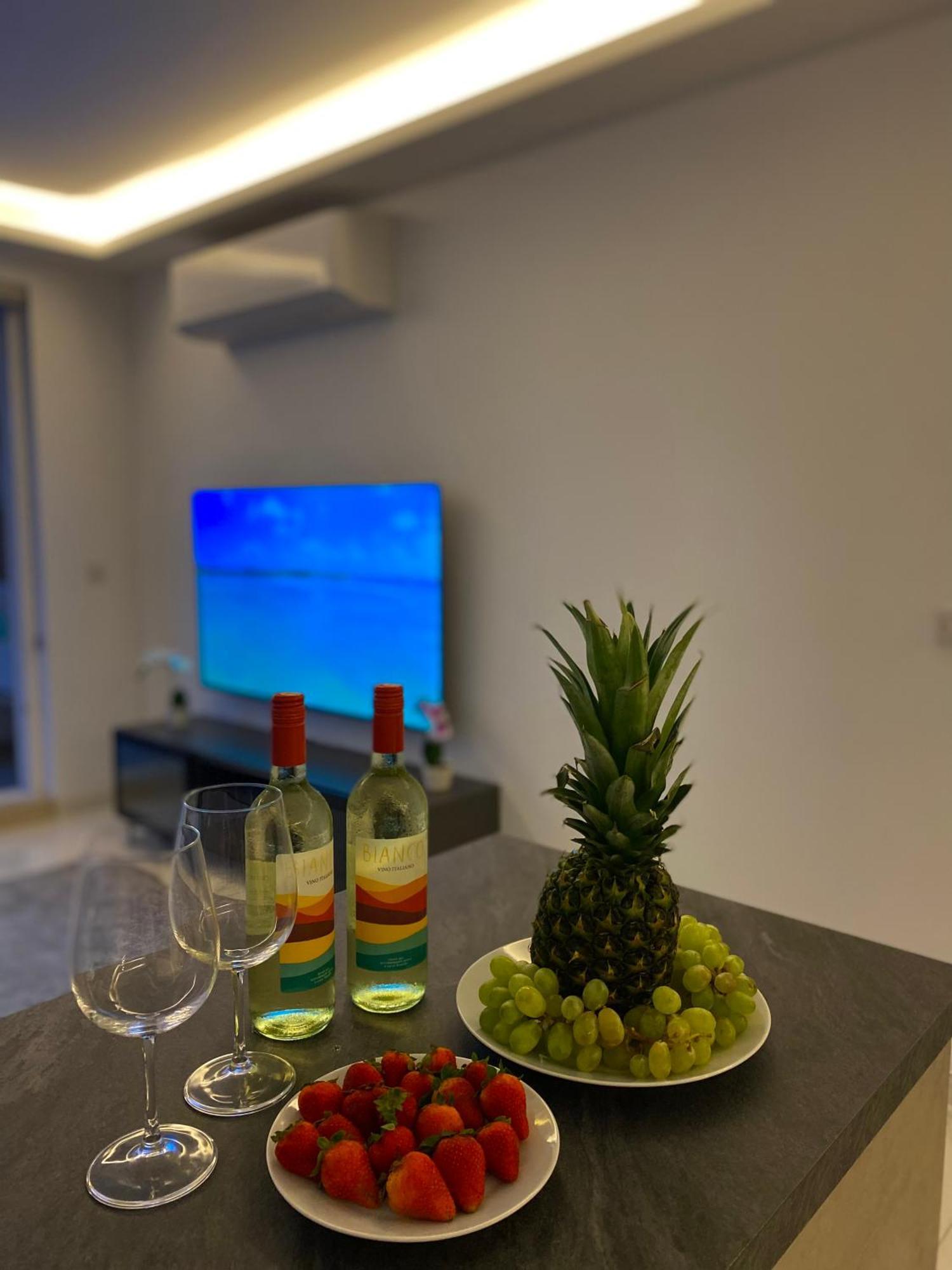 Tigne Sliema Three Bedrooms Apartment 외부 사진